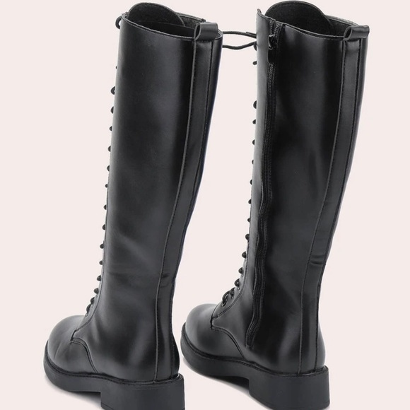 Boots - Picture 3 of 3